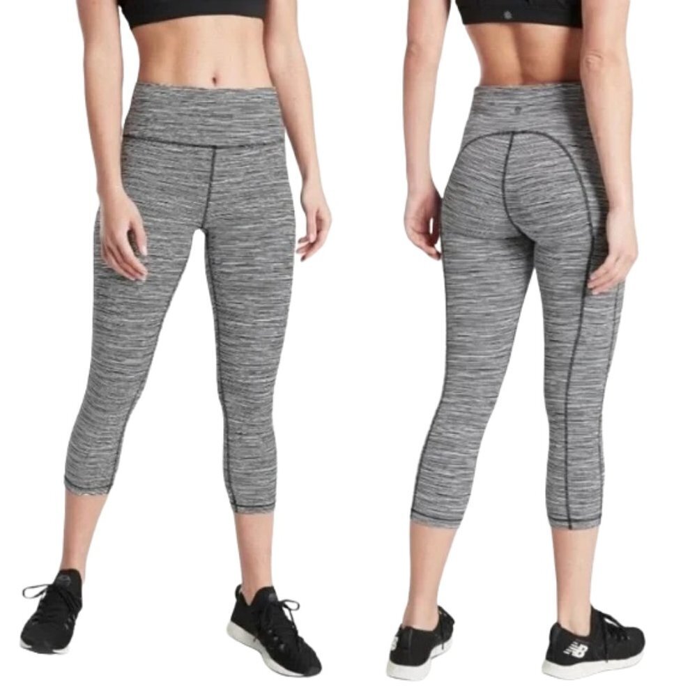 Athleta Ultimate Linear Lines Capri Leggings Black White Women's‎ Small